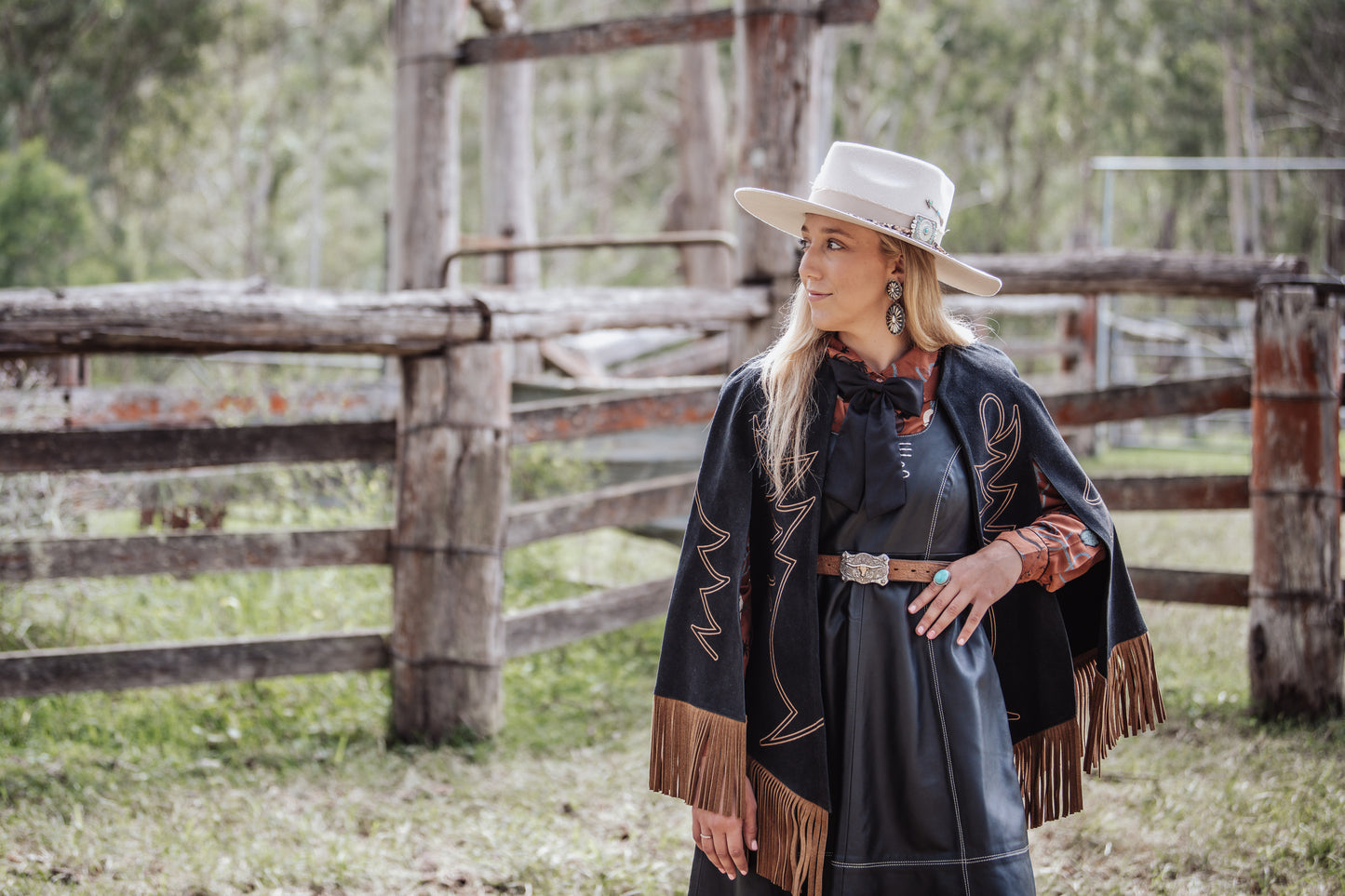 Western & Co High Noon Cape