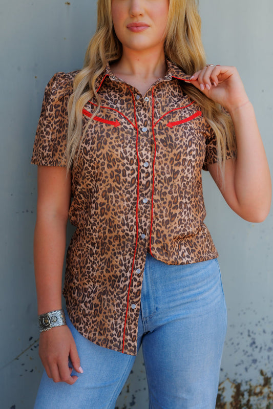 Leopard Pearl Snap Short Sleeve